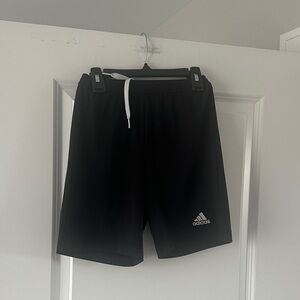 📌 3 for $20 📌Adidas kids Black Athletic Shorts size M